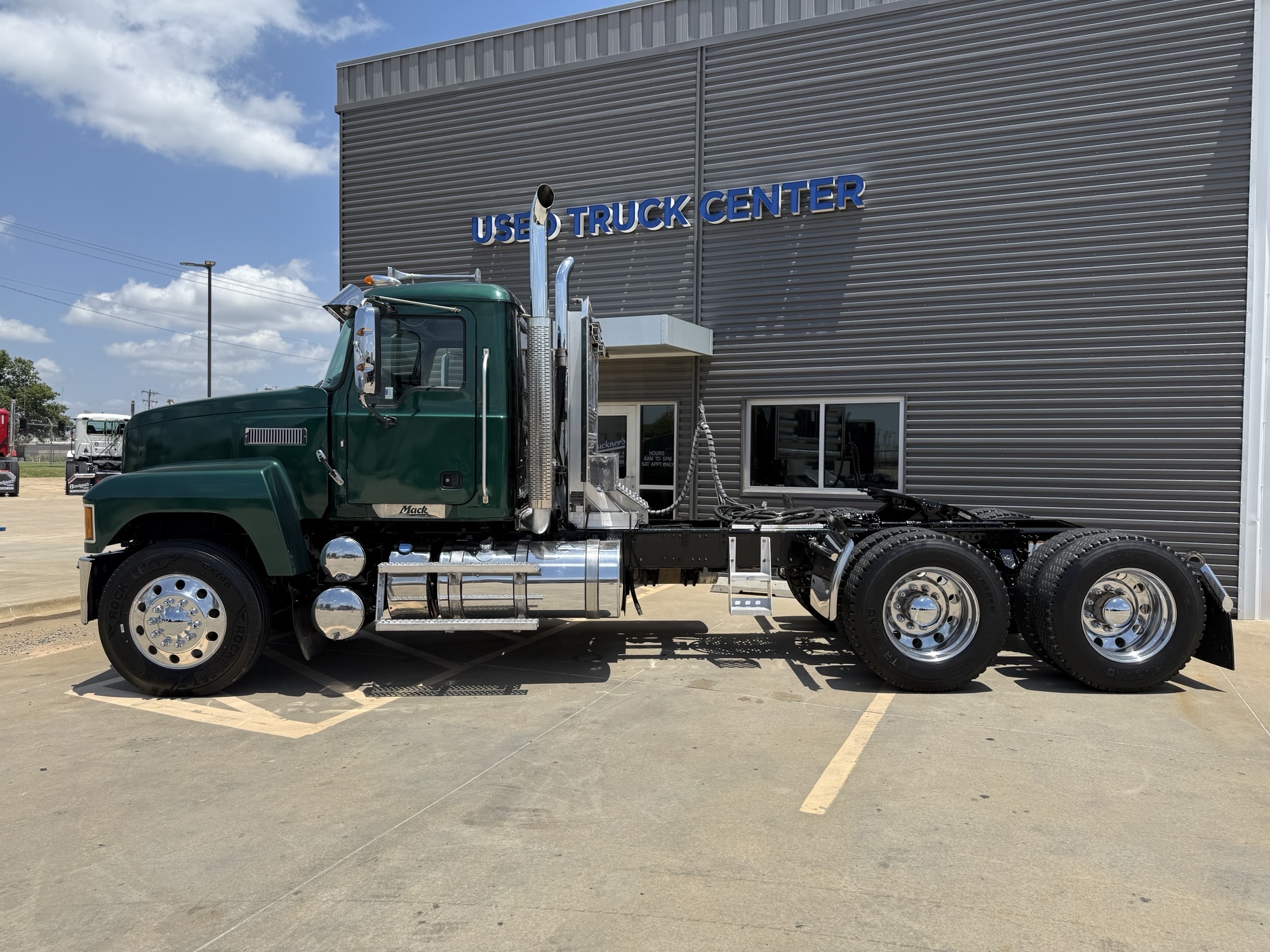 2019 Mack Pinnacle in Oklahoma City, OK — photo 8
