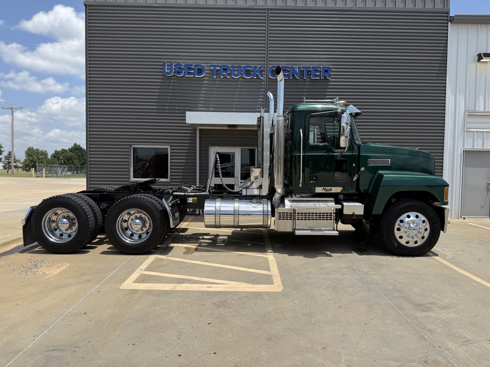 2019 Mack Pinnacle in Oklahoma City, OK — photo 4