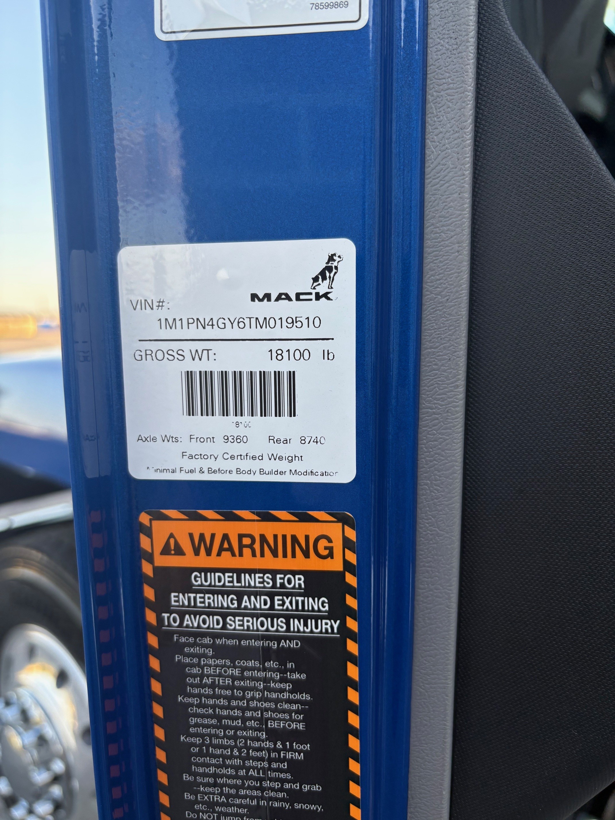 2026 Mack Pinnacle in Lowell, AR — photo 8