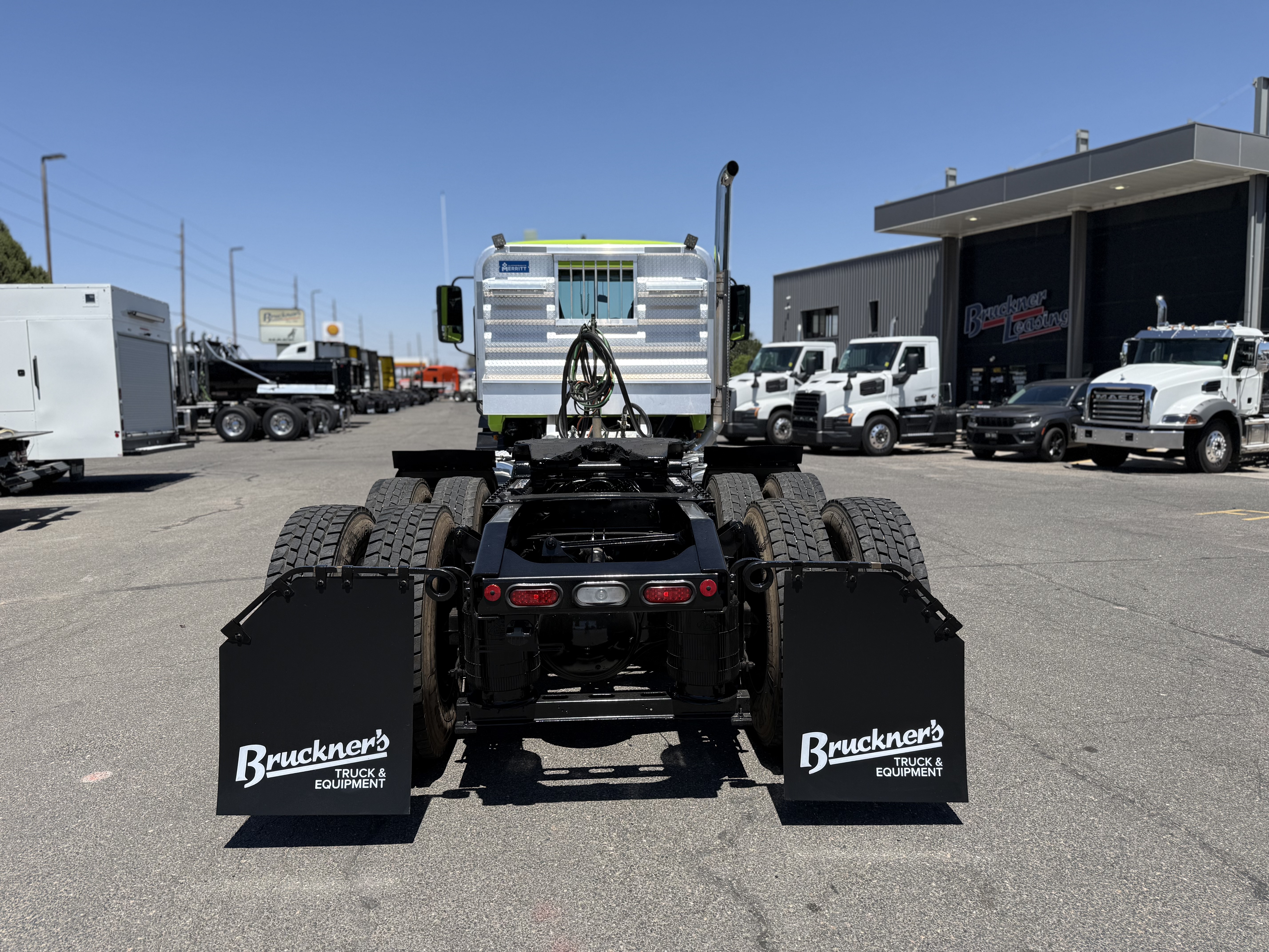 2025 Mack Anthem in CO — photo 7