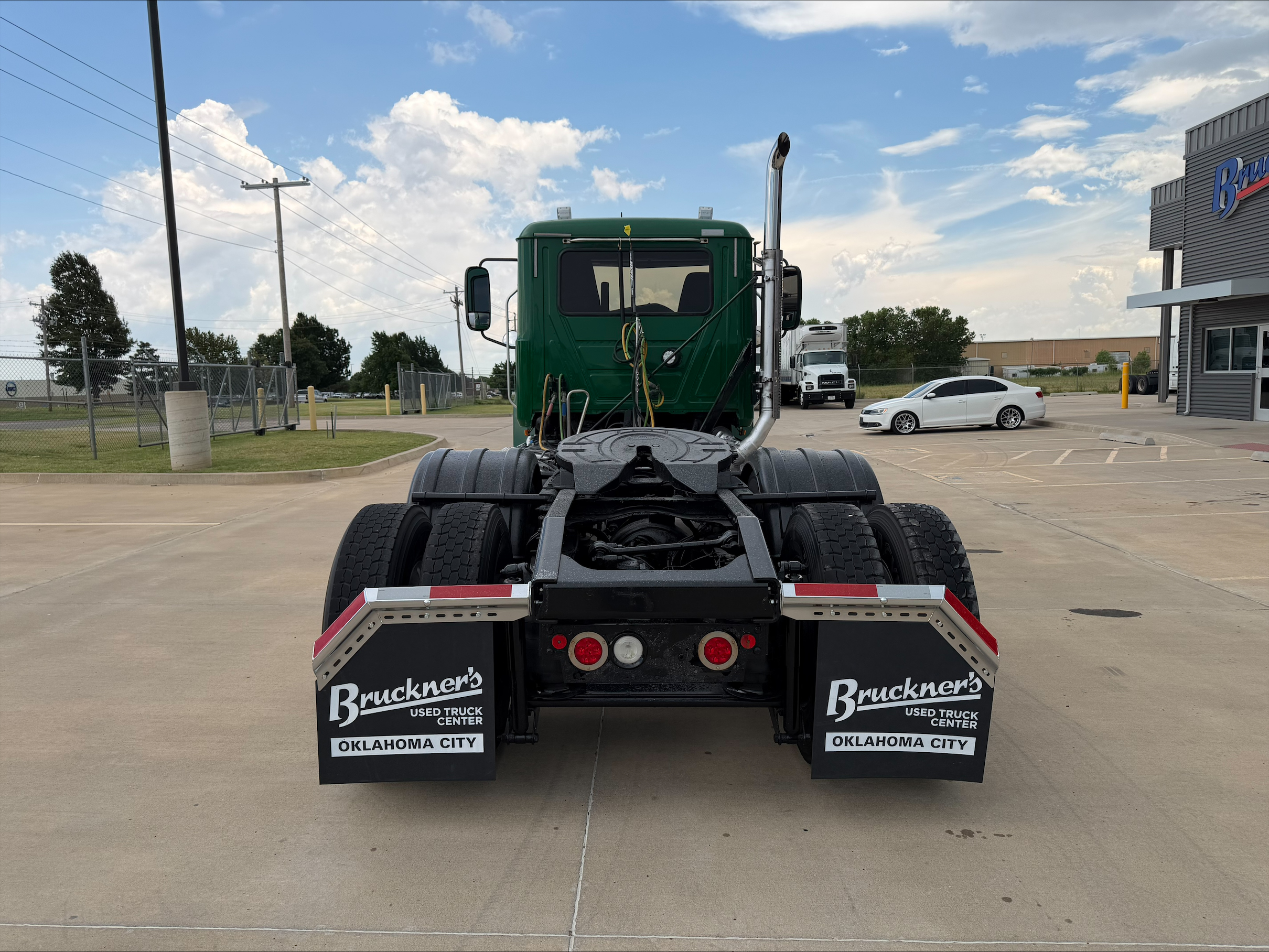 2018 Mack Pinnacle in Oklahoma City, OK — photo 6