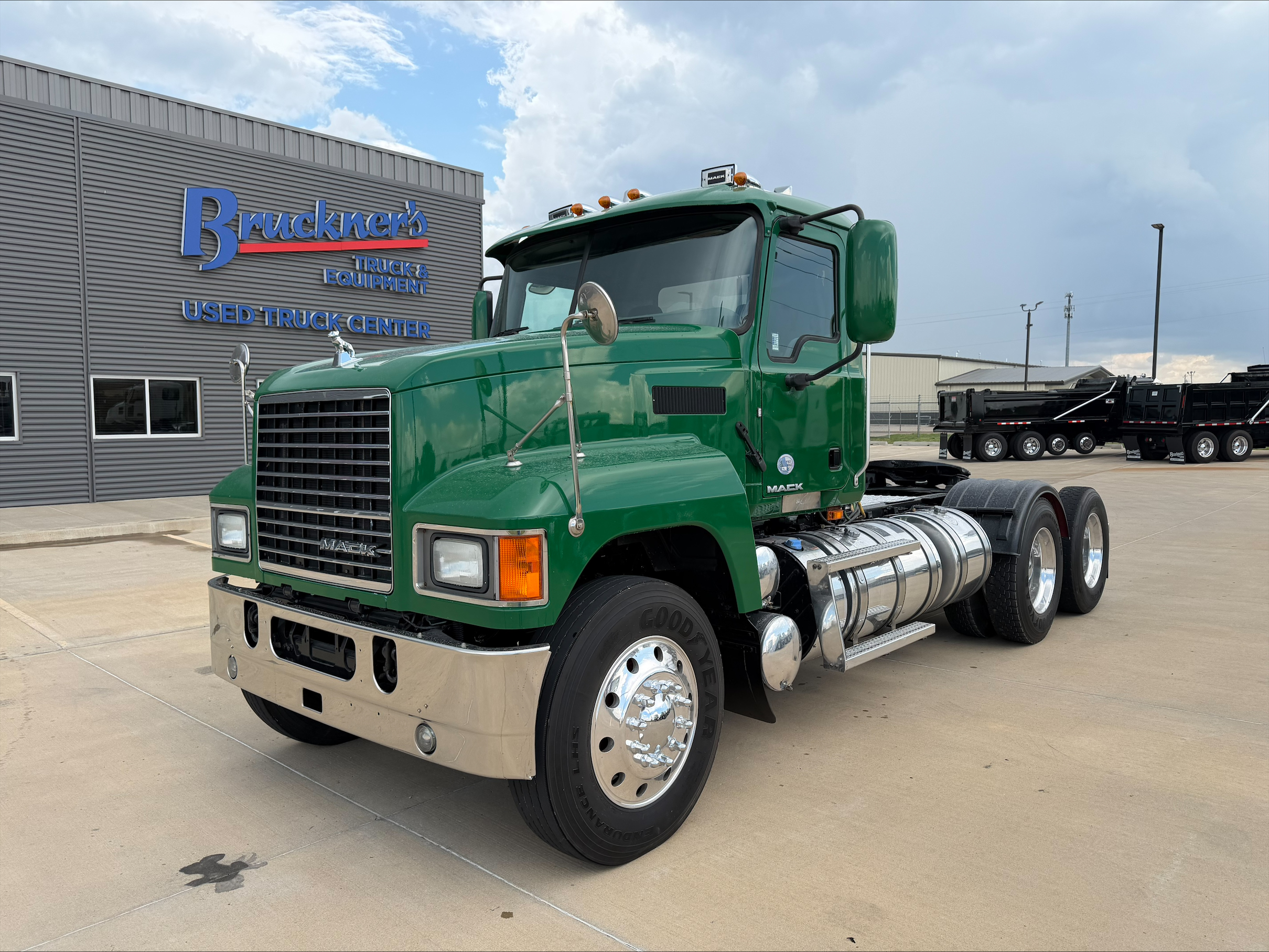2018 Mack Pinnacle in Oklahoma City, OK