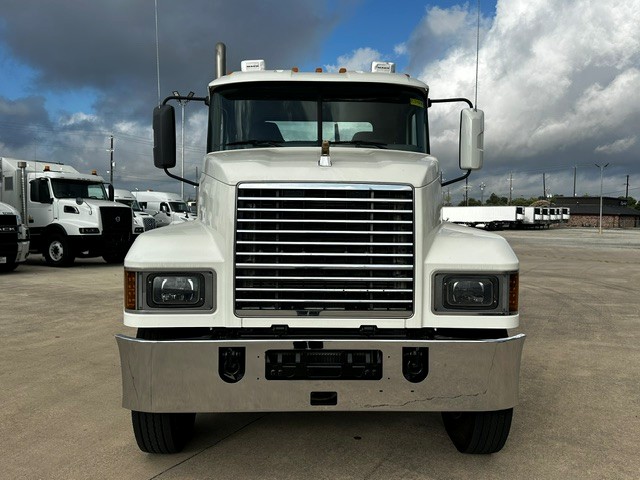 2019 Mack Pinnacle in San Antonio, TX — photo 3