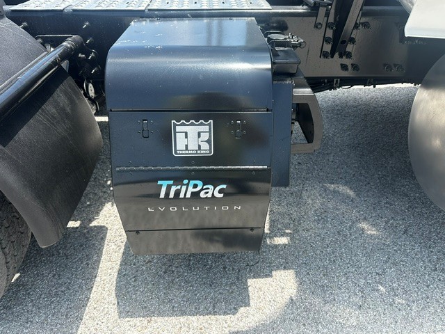 2021 Mack in San Antonio, TX — photo 7