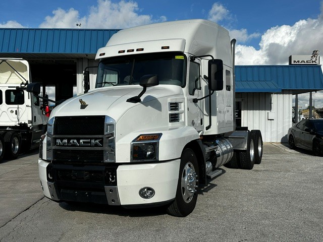 2020 Mack Anthem in San Antonio, TX