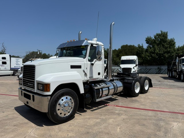 2019 Mack Pinnacle in Amarillo, TX