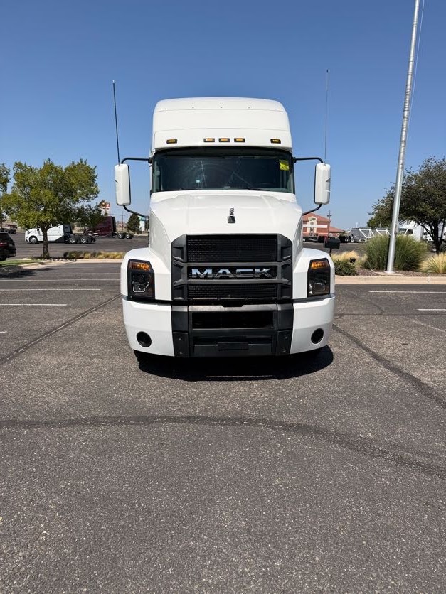 2020 Mack Anthem in Amarillo, TX — photo 2