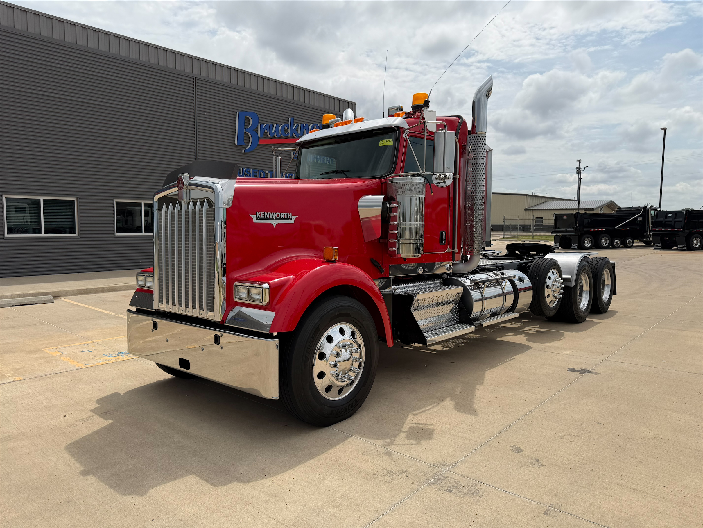 2022 Kenworth W900 in Tulsa, OK