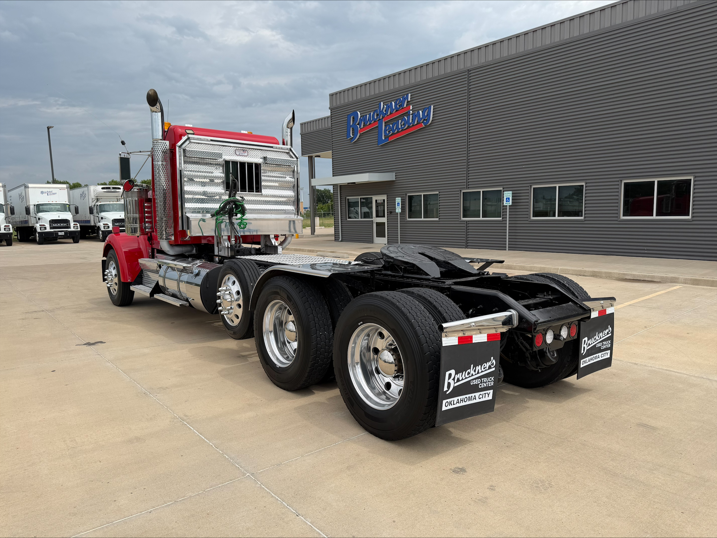 2022 Kenworth W900 in Tulsa, OK — photo 7