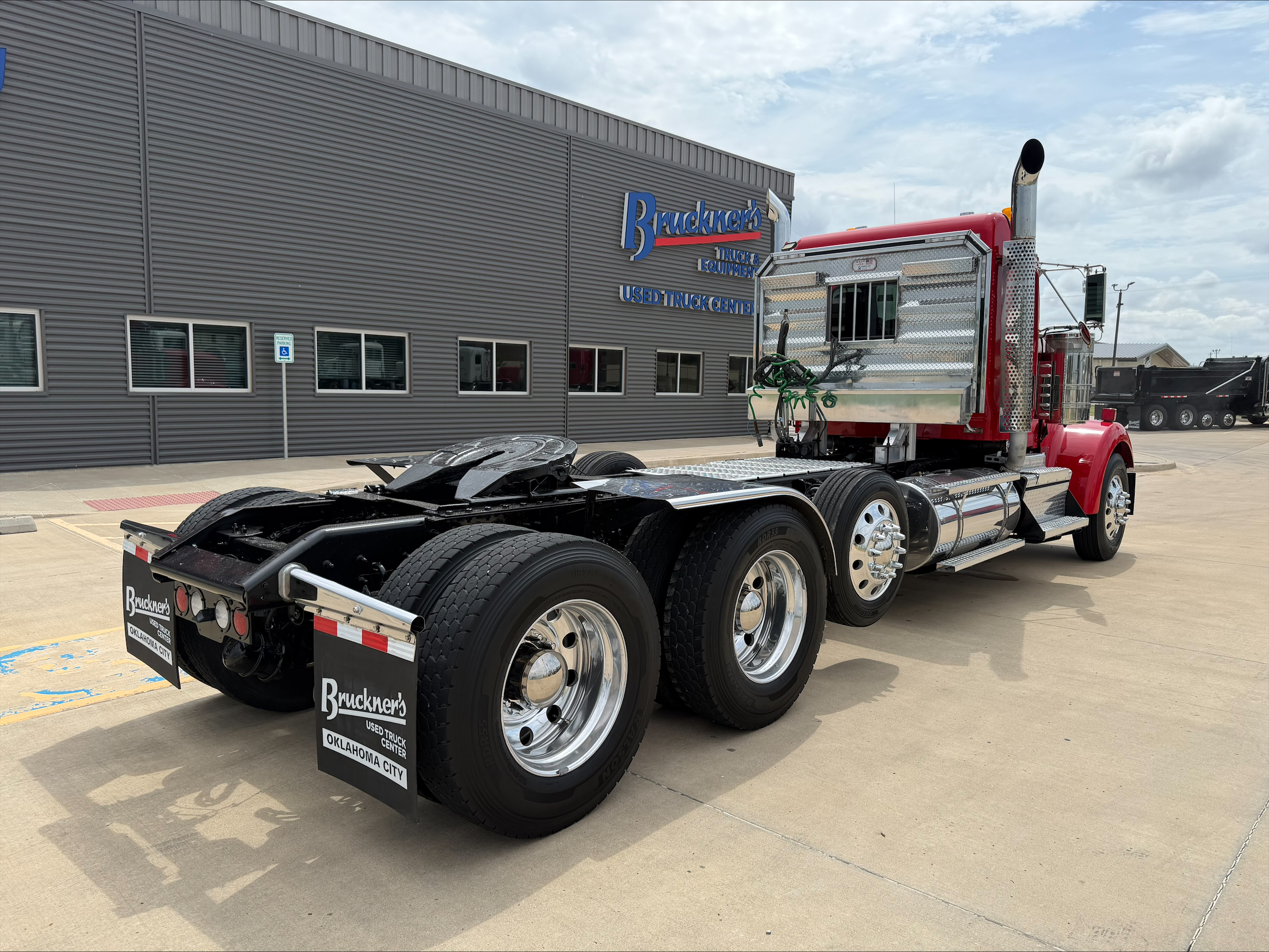 2022 Kenworth W900 in Tulsa, OK — photo 5