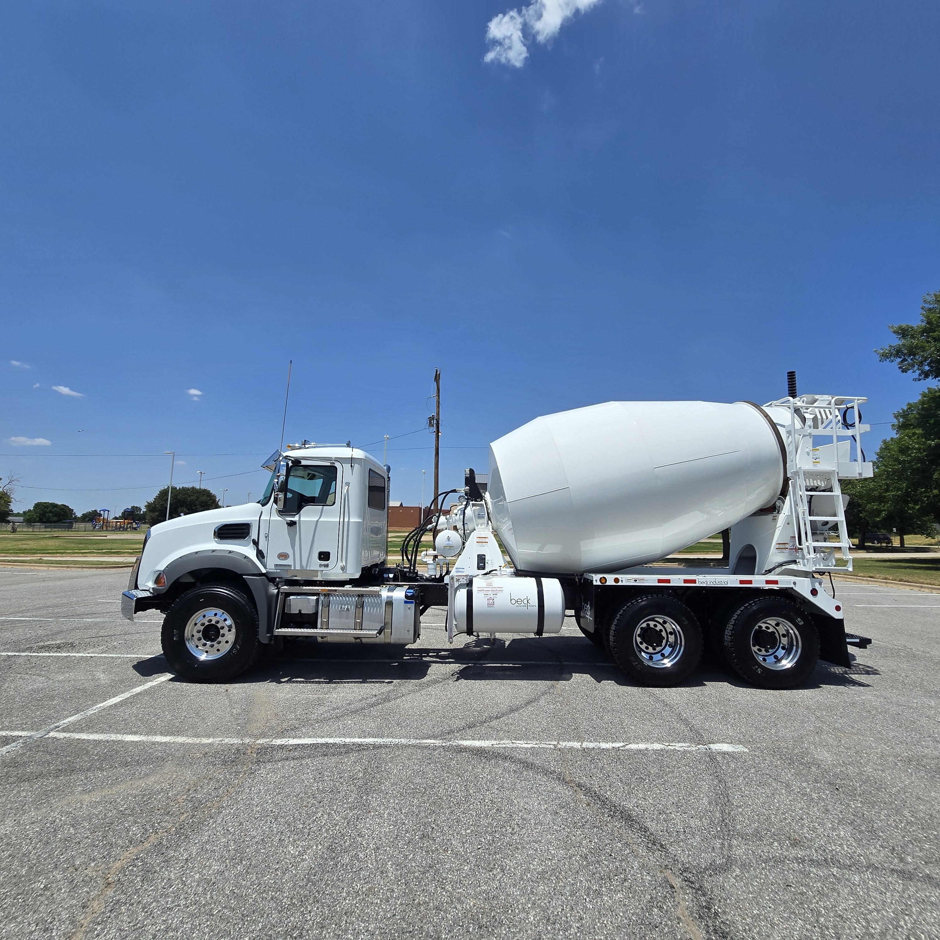2027 Mack Granite in Wichita Falls, TX — photo 6