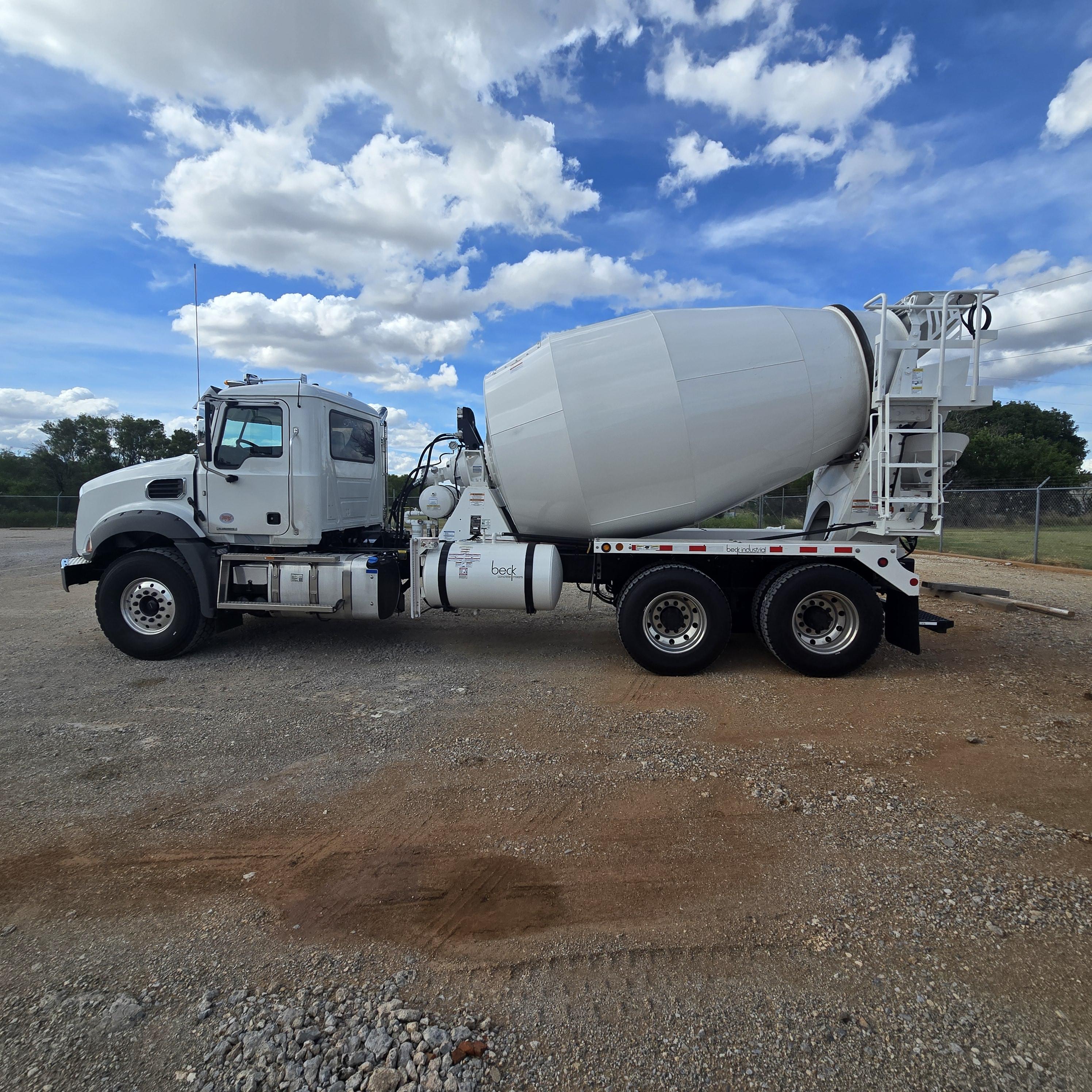 2027 Mack Granite in Wichita Falls, TX — photo 6