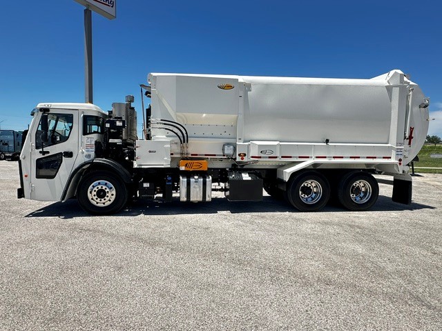 2025 Mack in San Antonio, TX — photo 4