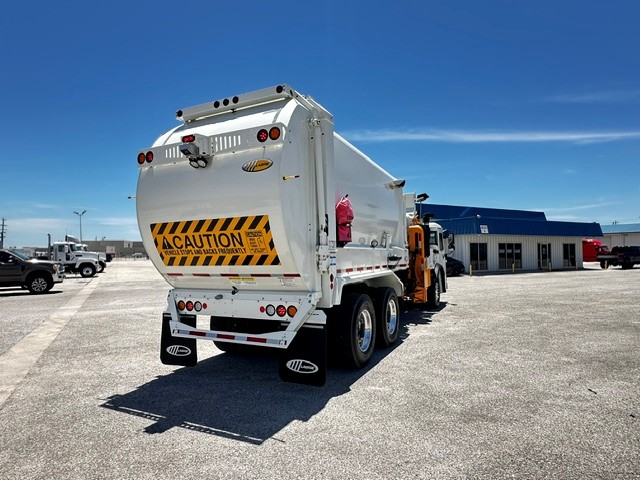 2025 Mack in San Antonio, TX — photo 7