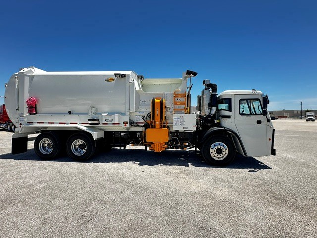 2025 Mack in San Antonio, TX — photo 5