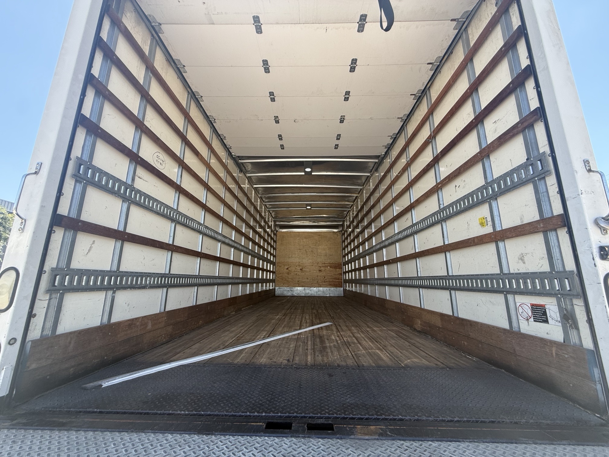 2020 Freightliner eM2 in TX — photo 7