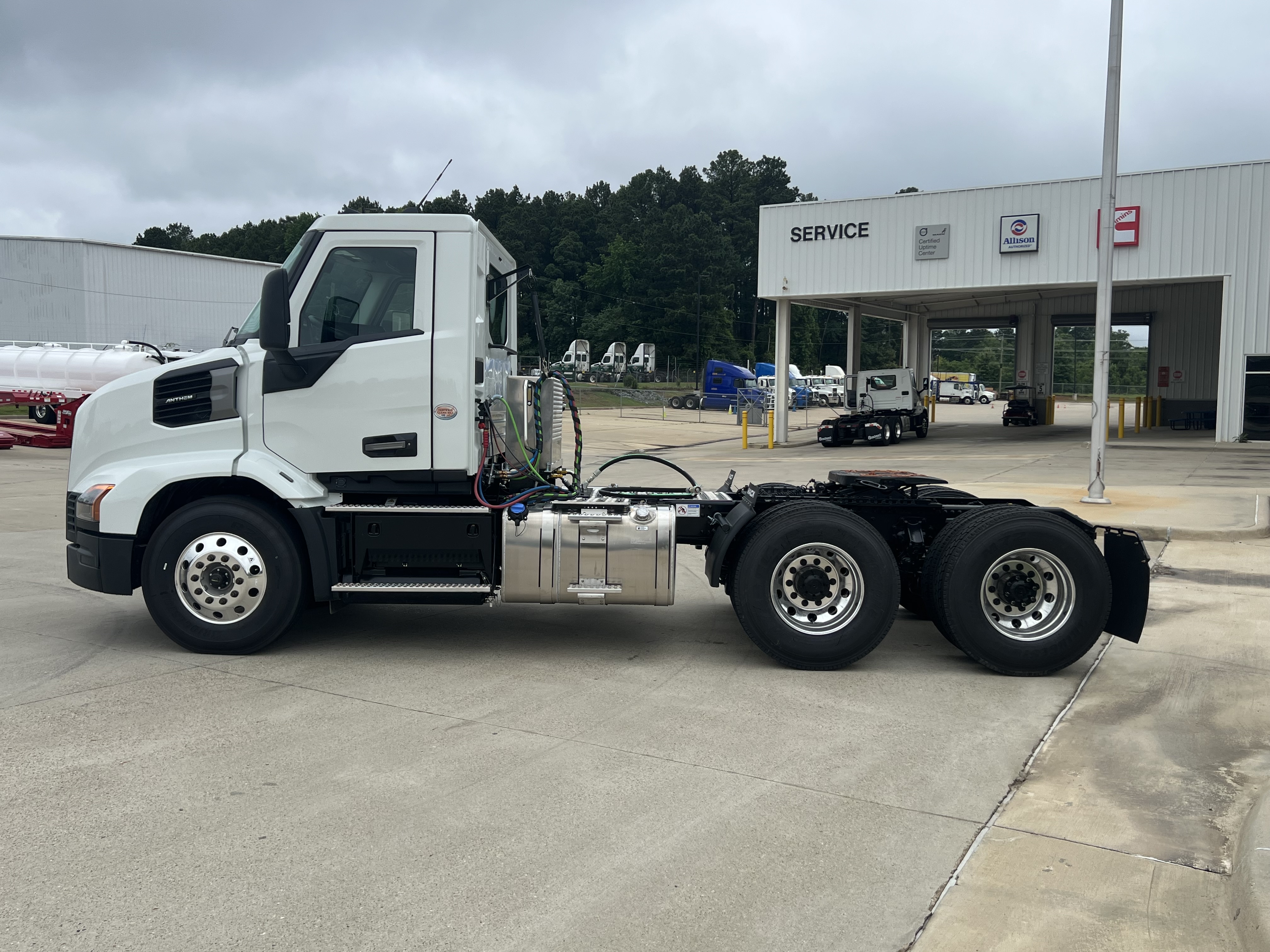 2027 Mack Anthem in Shreveport, LA — photo 7