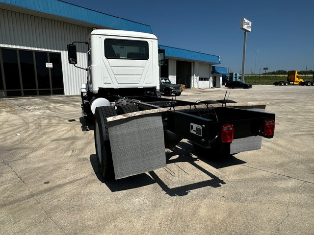 2027 Mack MD in San Antonio, TX — photo 8