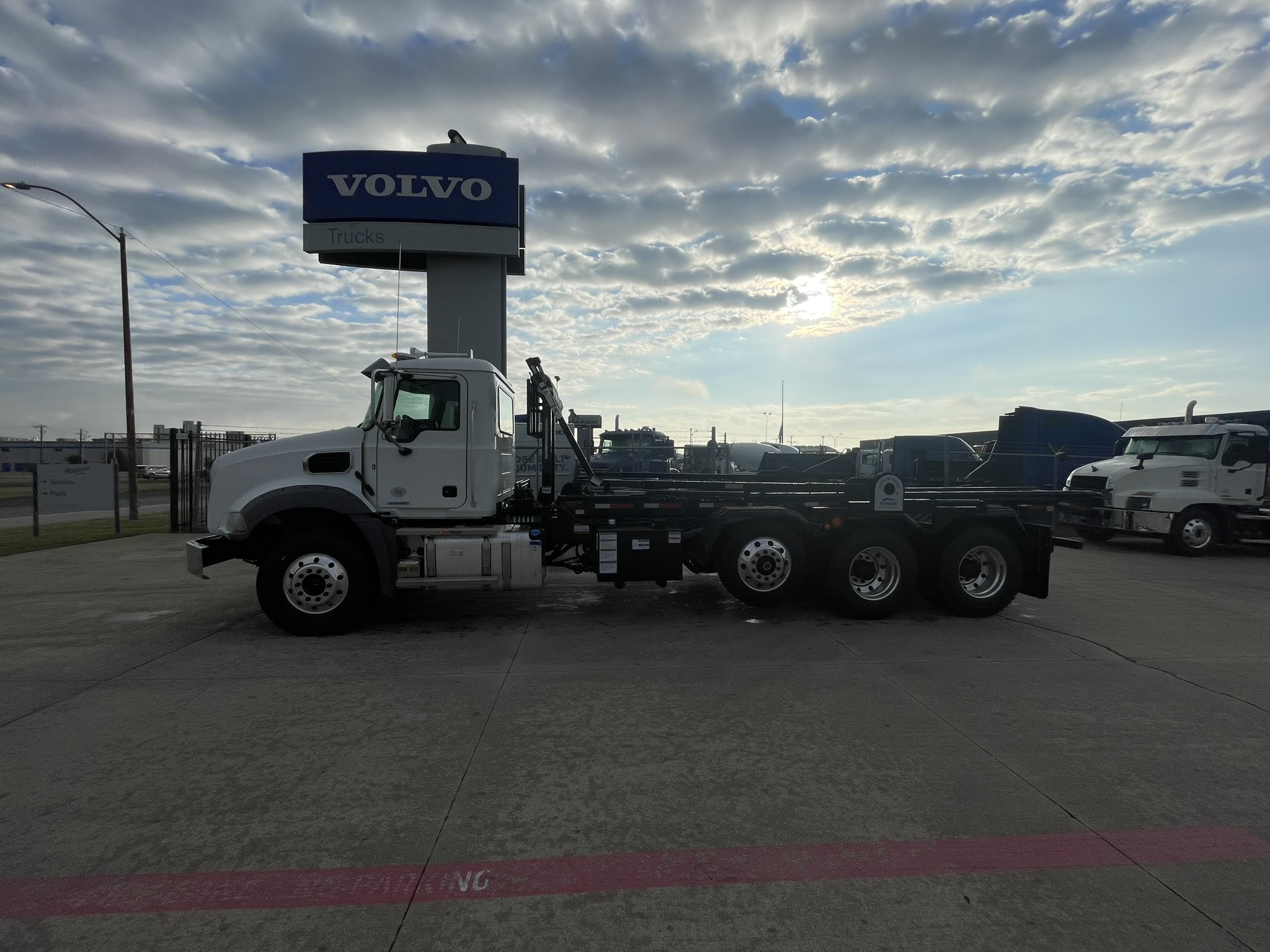 2026 Mack Granite in Fort Worth, TX — photo 7