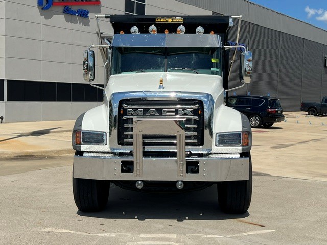 2027 Mack Granite in Shreveport, LA — photo 2