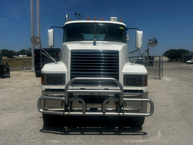 2020 Mack Pinnacle in San Antonio, TX — photo 3