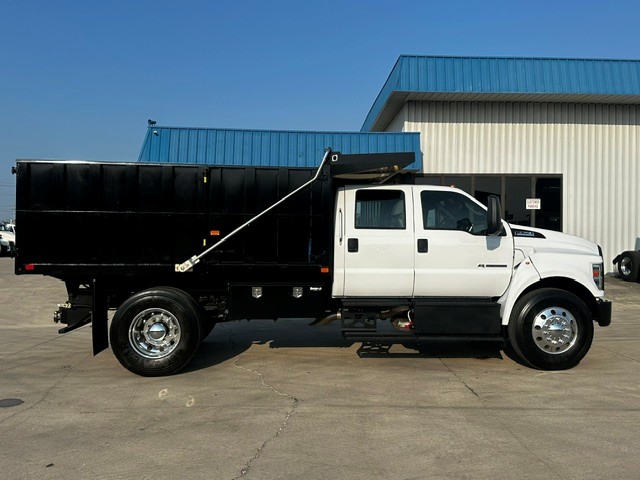 2025 Ford F-750 in San Antonio, TX — photo 5