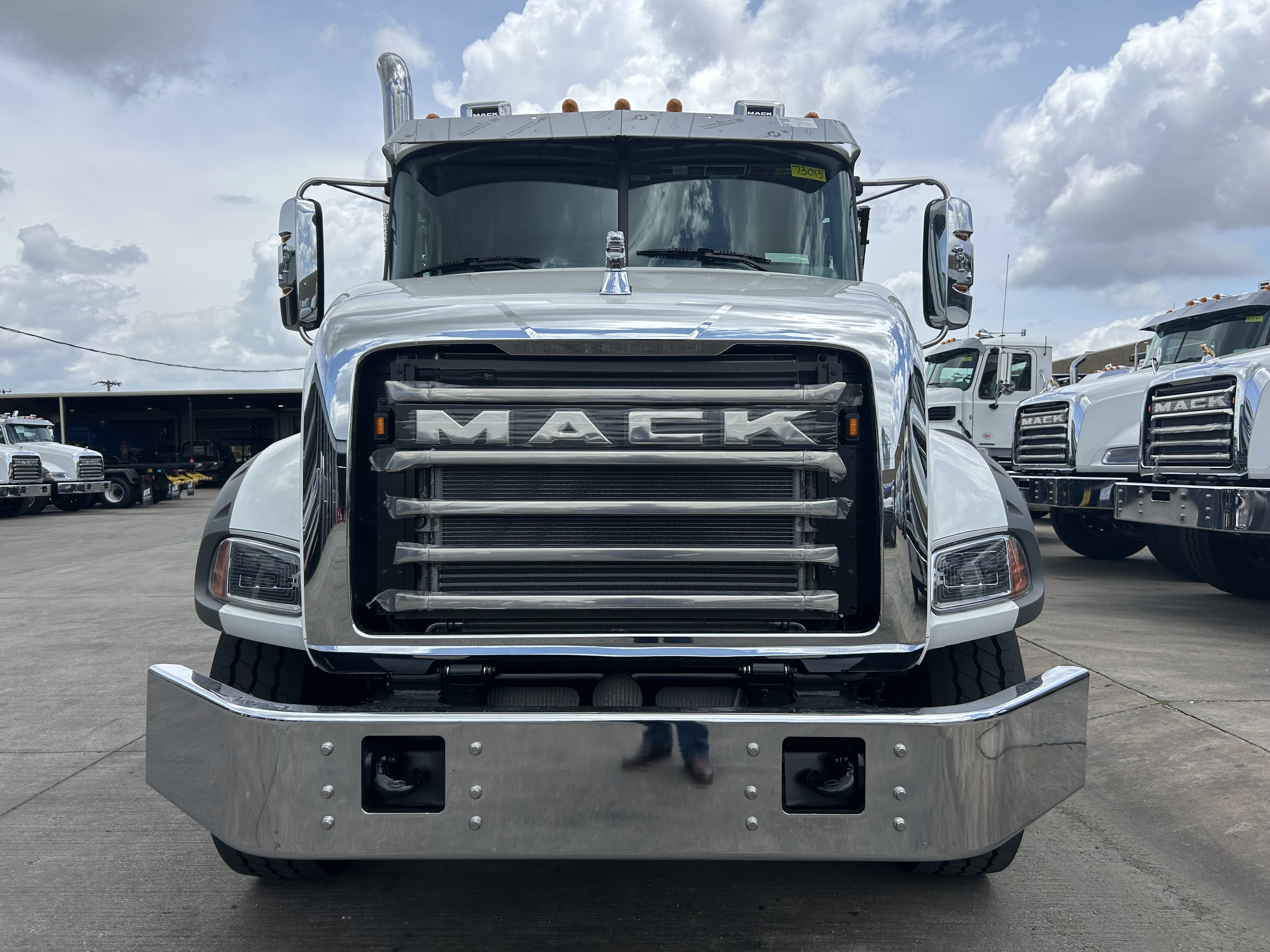 2027 Mack Granite in Amarillo, TX — photo 2