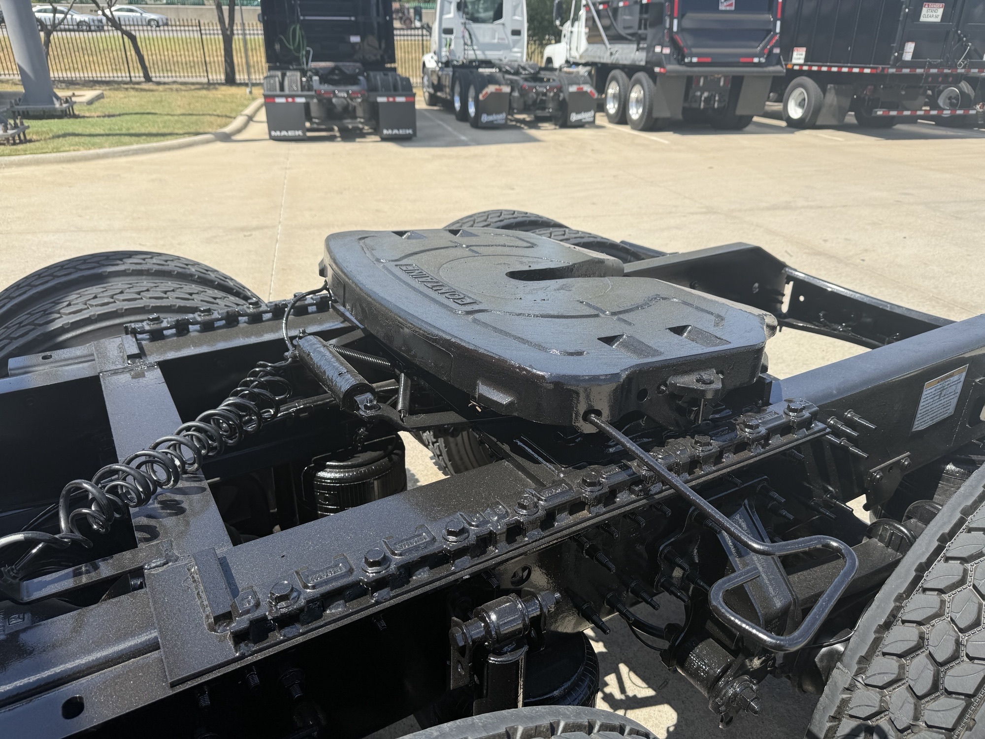 2024 Volvo VNL 860 in TX — photo 6