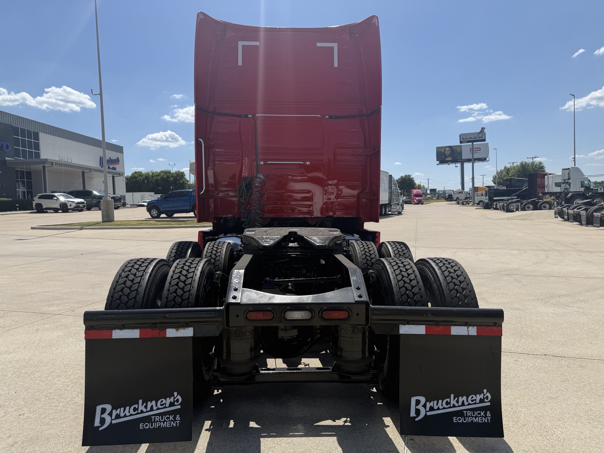 2024 Volvo VNL 860 in TX — photo 7