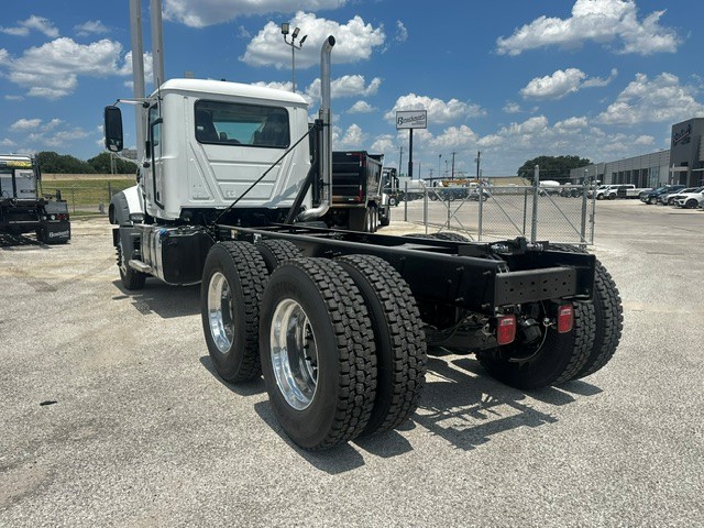 2027 Mack Granite in San Antonio, TX — photo 6