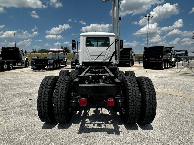 2027 Mack Granite in San Antonio, TX — photo 5