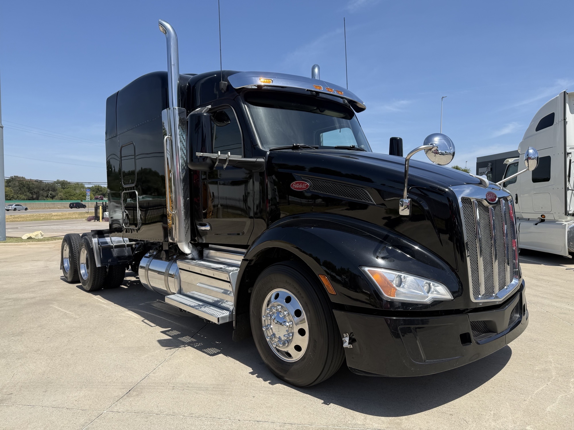 2023 Peterbilt 579 in TX — photo 3