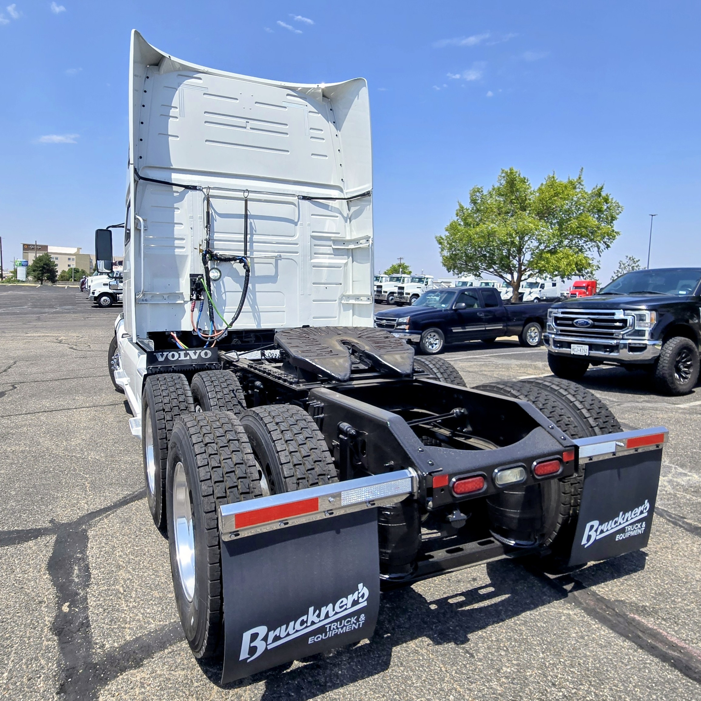 2022 Volvo VNL 860 in Amarillo, TX — photo 7
