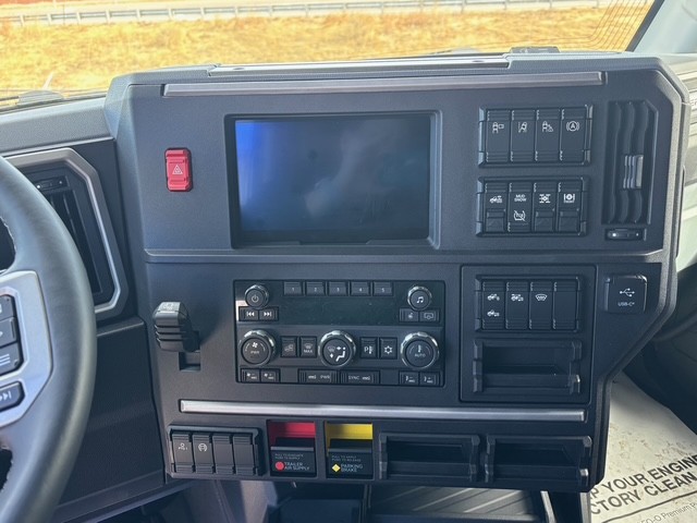 2026 Mack Pinnacle in CO — photo 8
