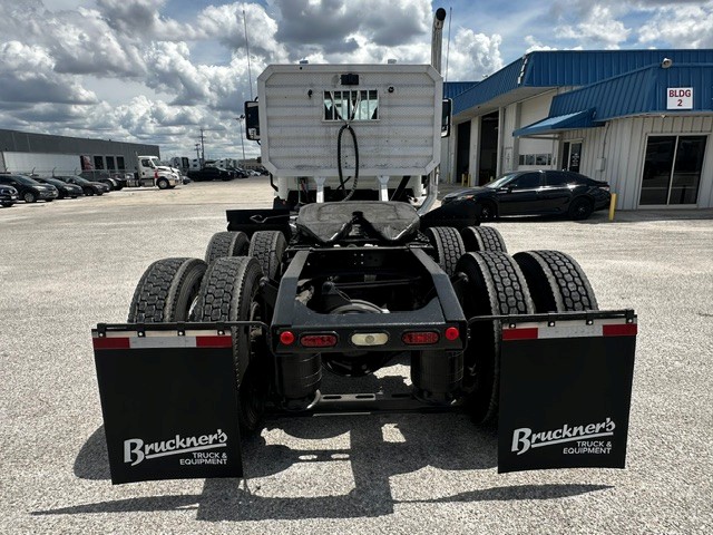 2019 Mack Anthem in San Antonio, TX — photo 8