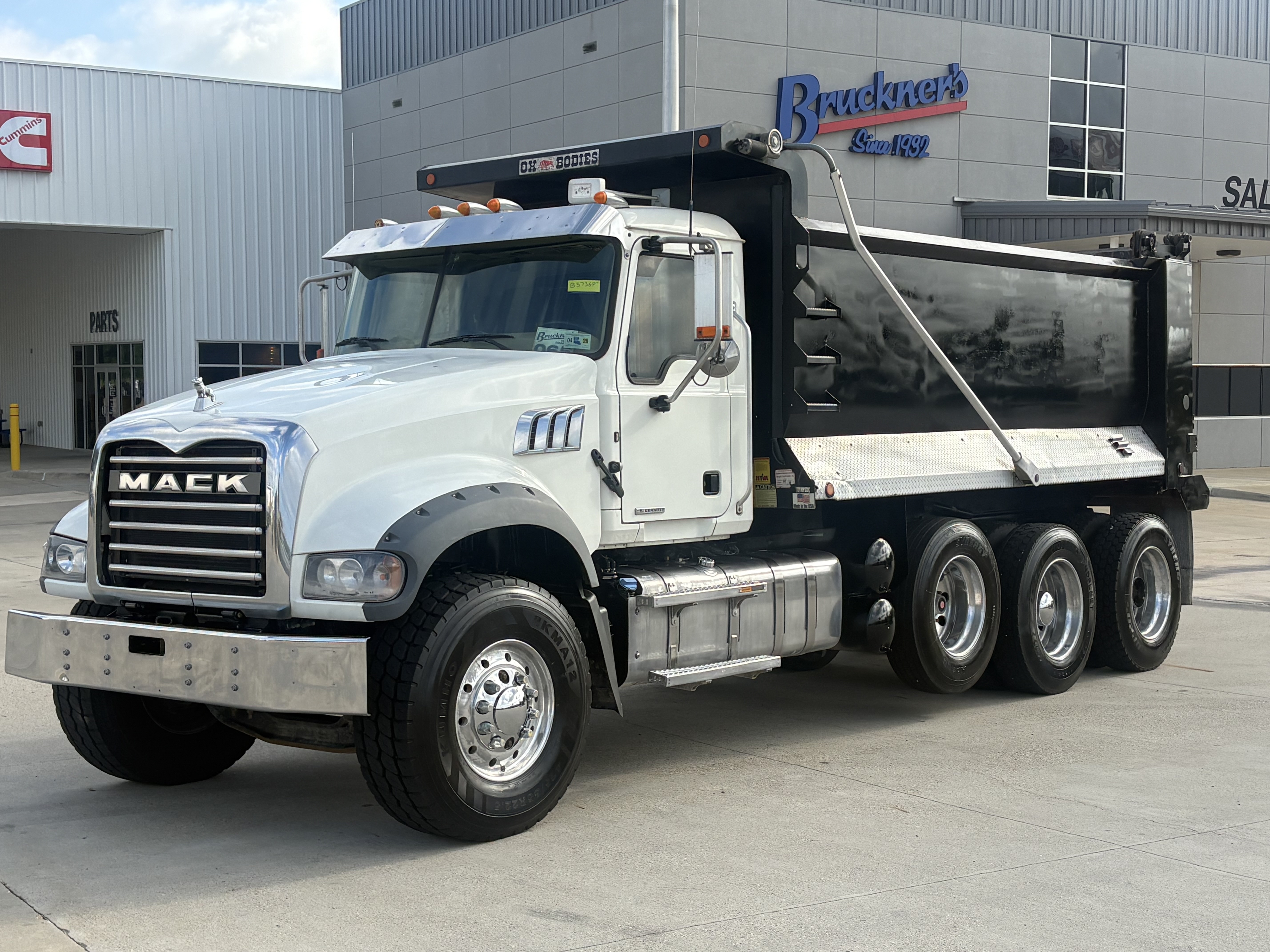 2022 Mack Granite in Shreveport, LA