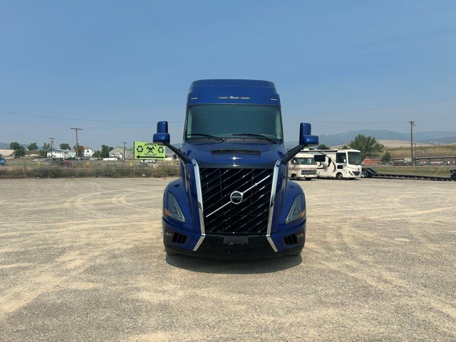 2027 Volvo in Missoula, MT — photo 2