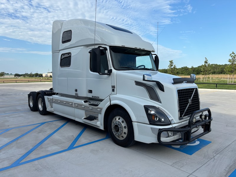 2016 Volvo in Salina, KS — photo 8