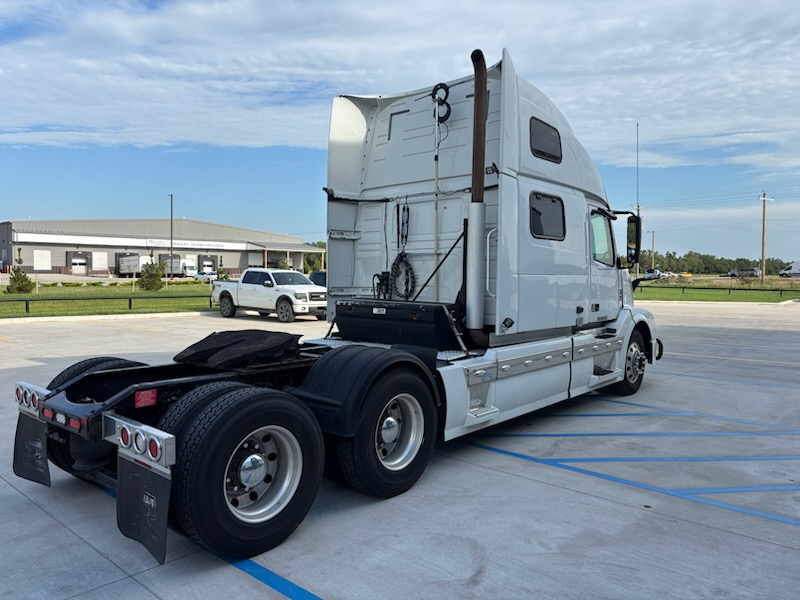 2016 Volvo in Salina, KS — photo 6