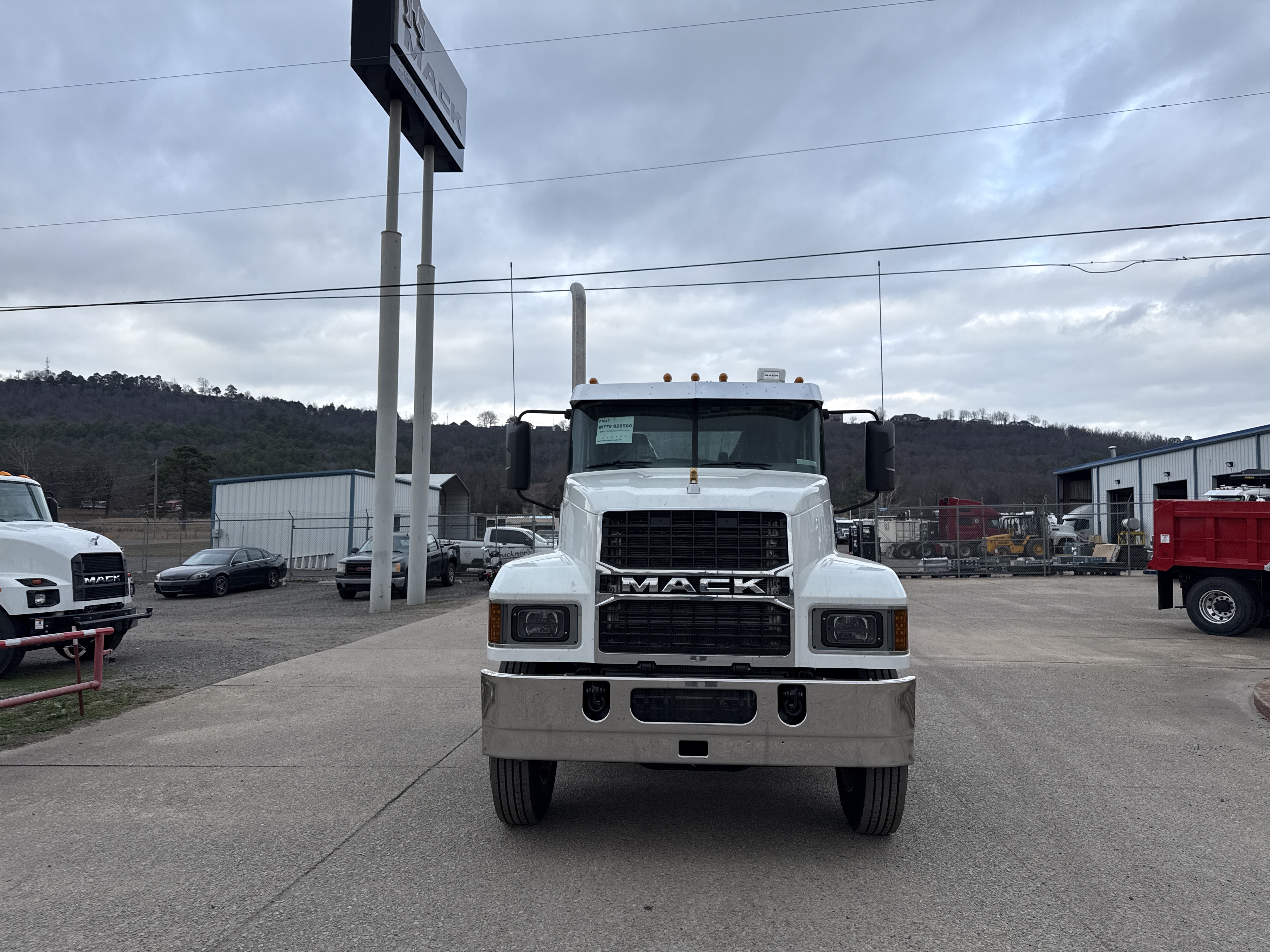 2026 Mack Pinnacle in Pottsville, PA — photo 8