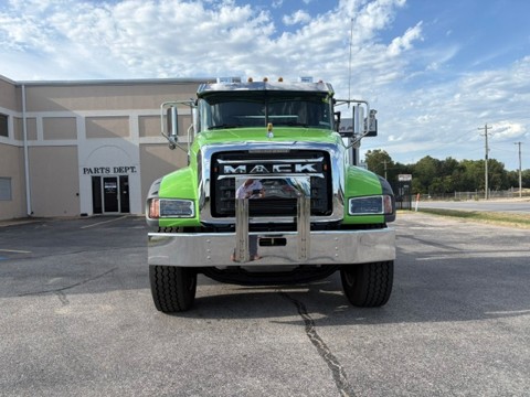 2026 Mack Granite in Lowell, AR — photo 3